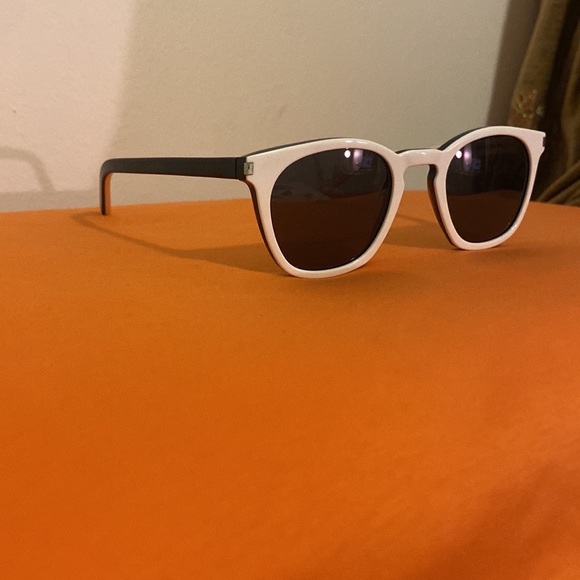 Saint Laurent made in Italy - Picture 2 of 11